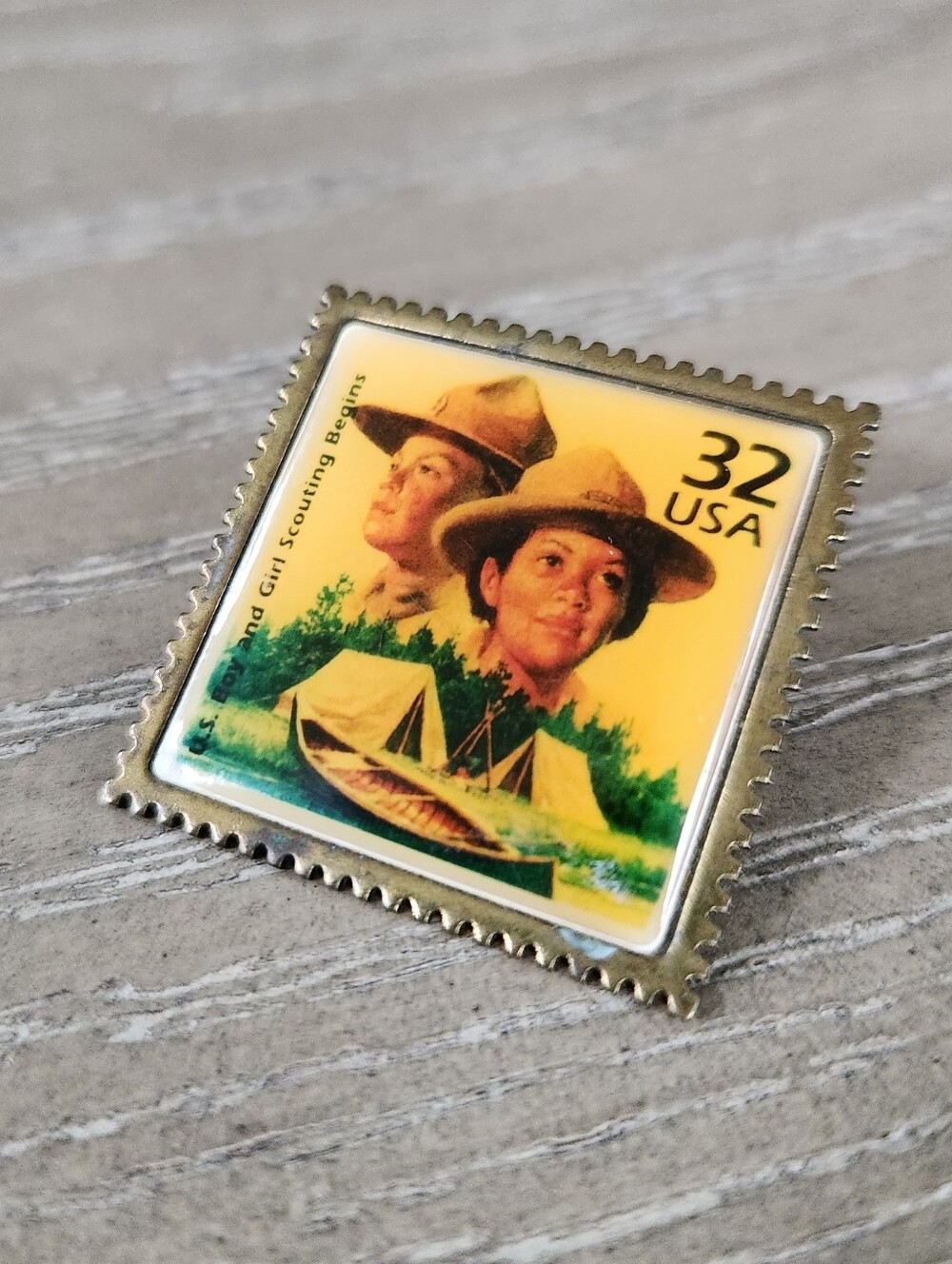 Vintage 1998 Boy & Girl Scouting 32¢ Stamp Lapel Pin Classic Emblems BSA Trading